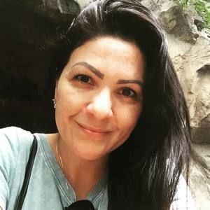 Meet your Posher, Thays